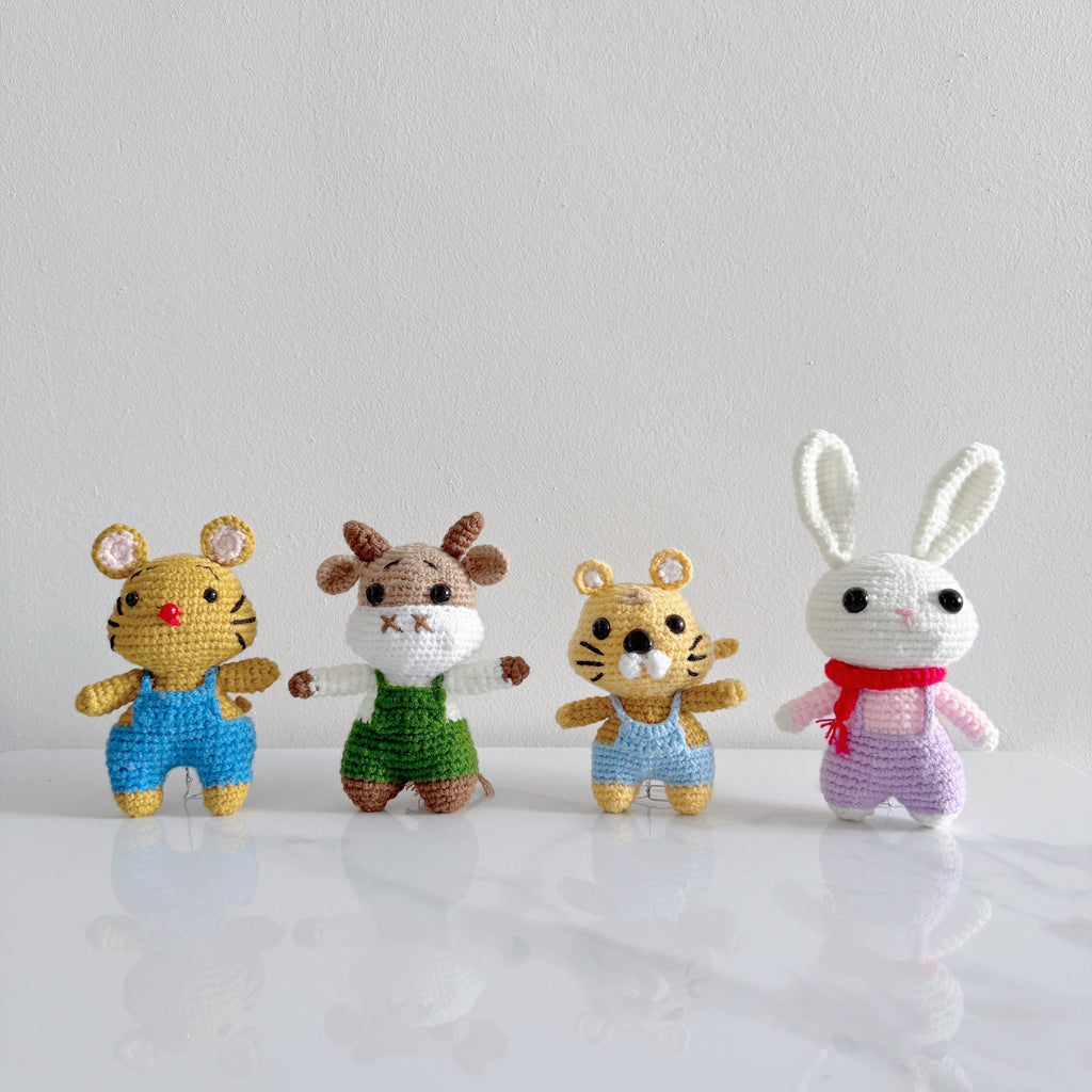 [mochi friends] chinese zodiac crochet family