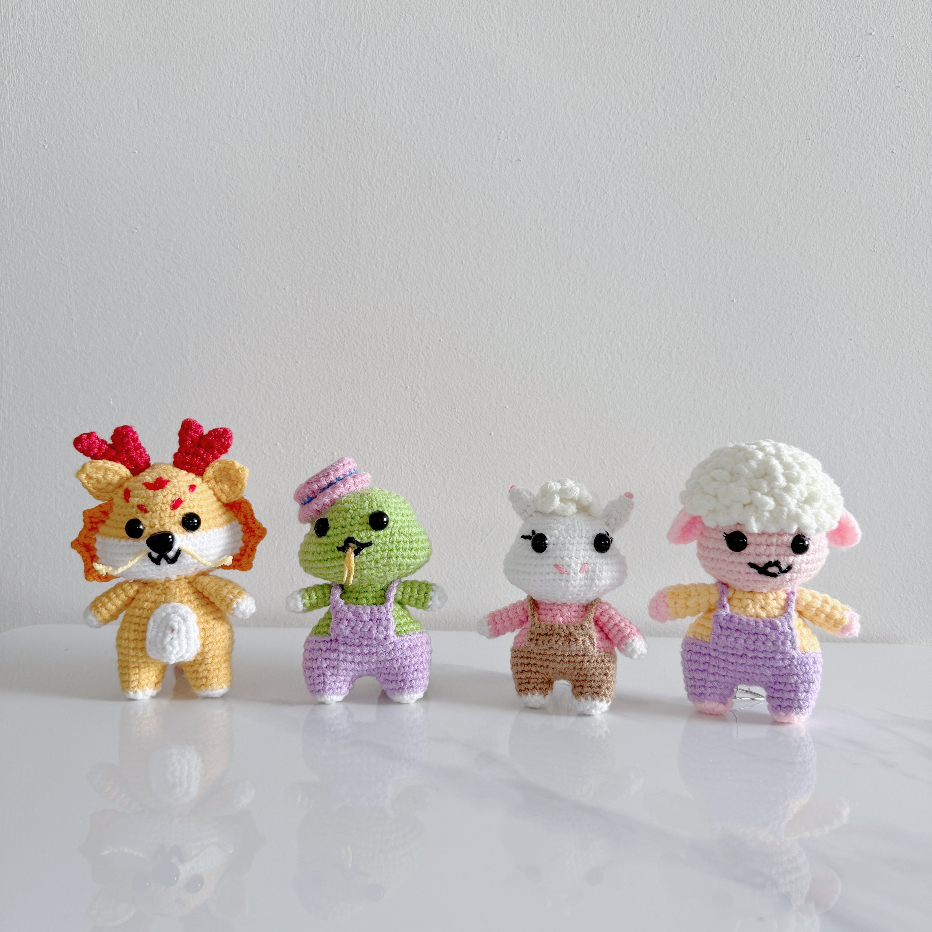 [mochi friends] chinese zodiac crochet family