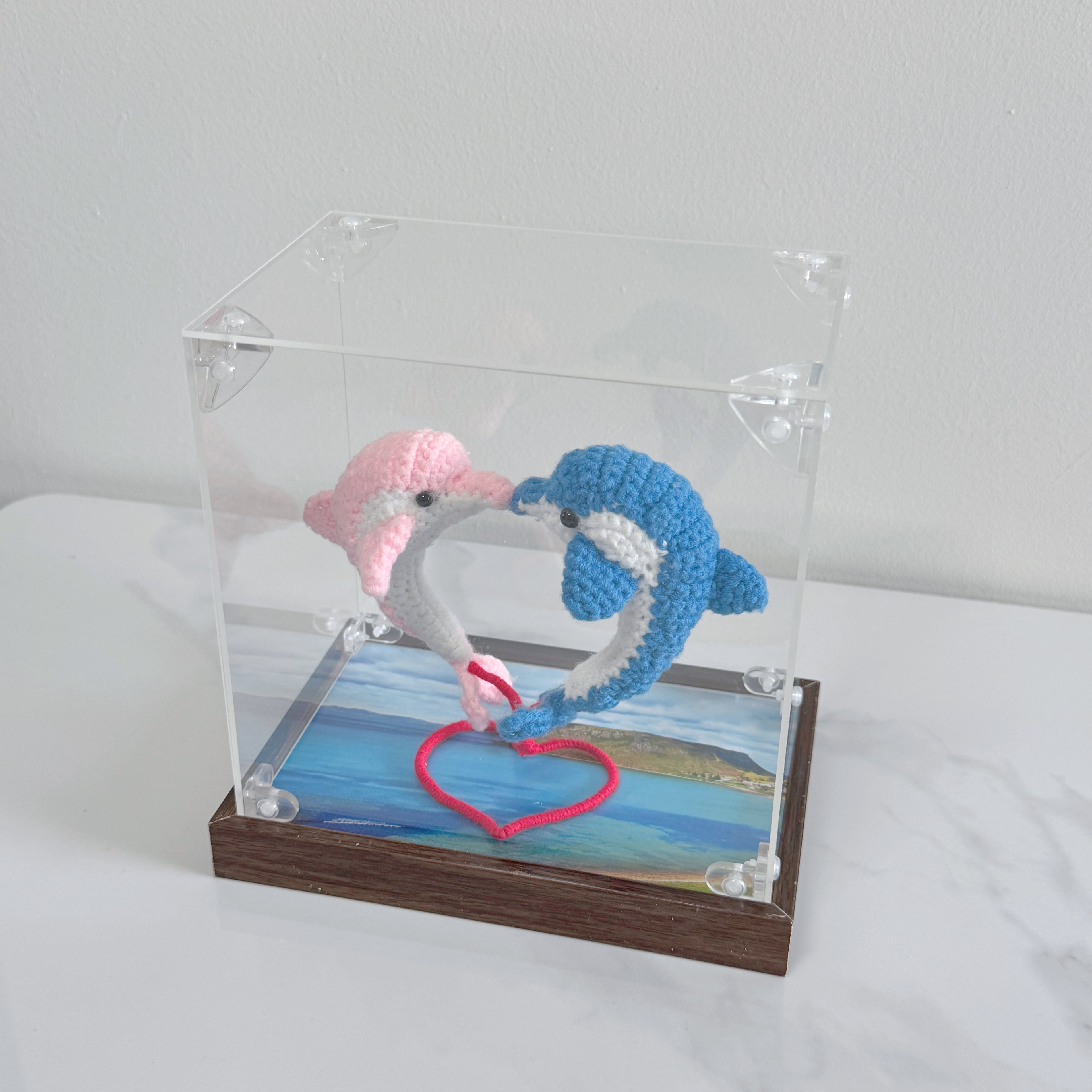 [mochi friends] valentines' day dolphins crochet figurine